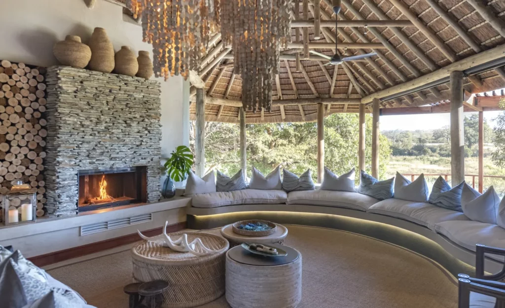 Main Lodge at Dulini River Lodge